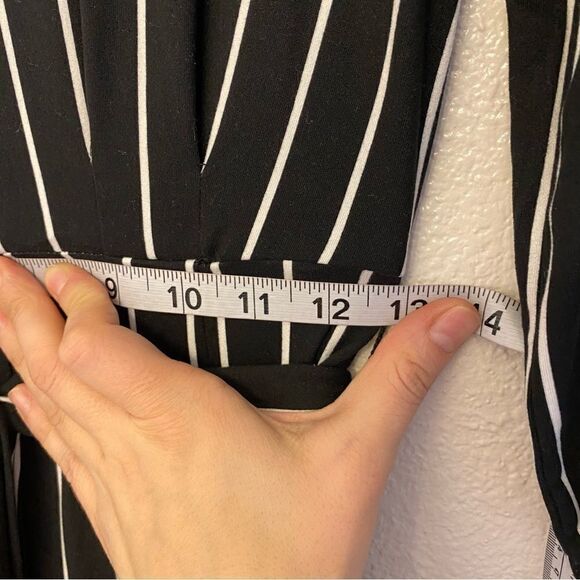 Est 1946 Black & White Striped Jumpsuit unitard cold shoulder long sleeve-xs - Picture 8 of 15